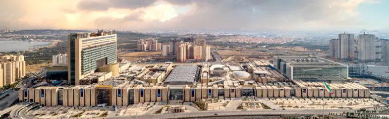 مجتمع ایرانمال نگینی در غرب ایران